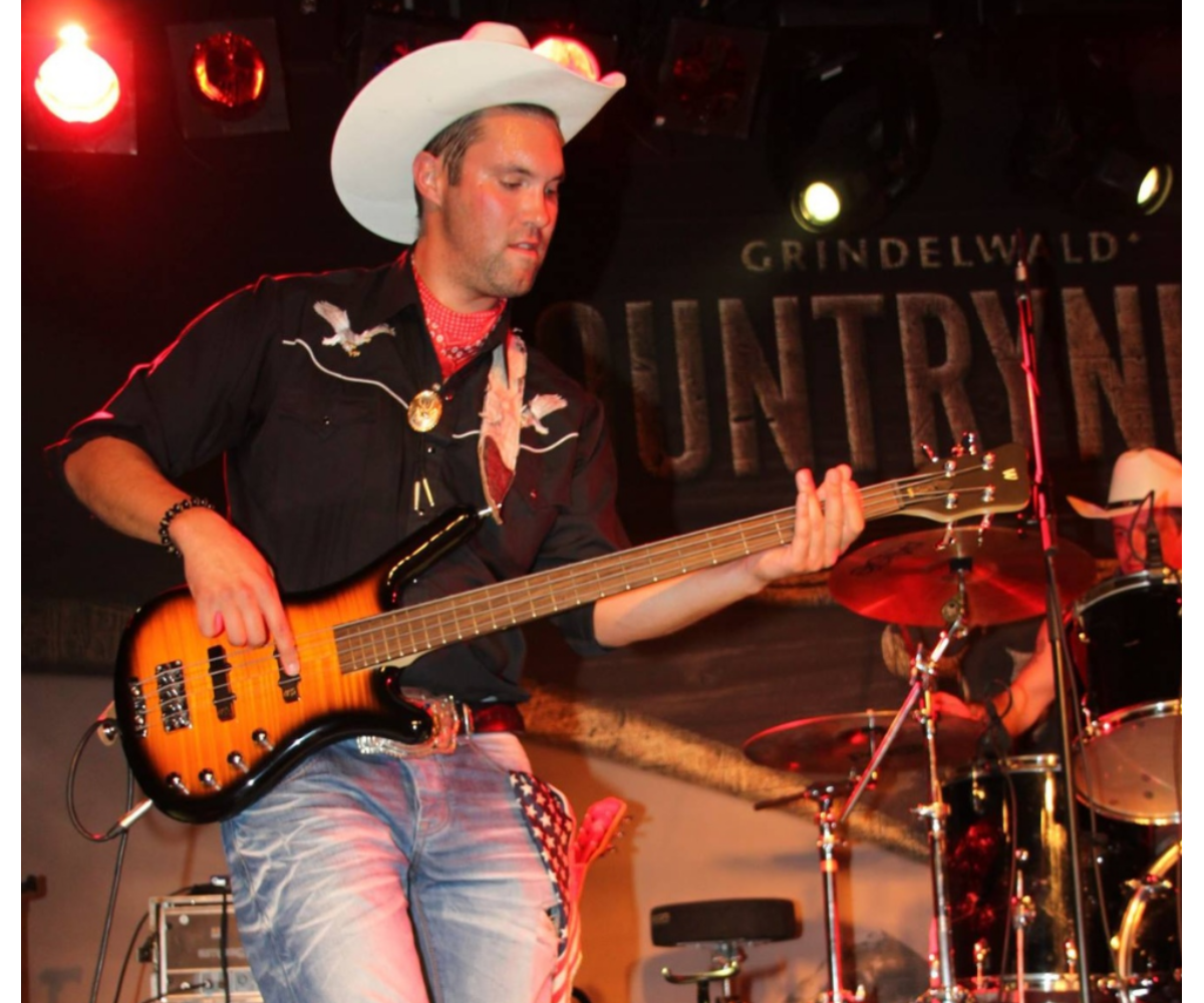 Marco Zosso Bass